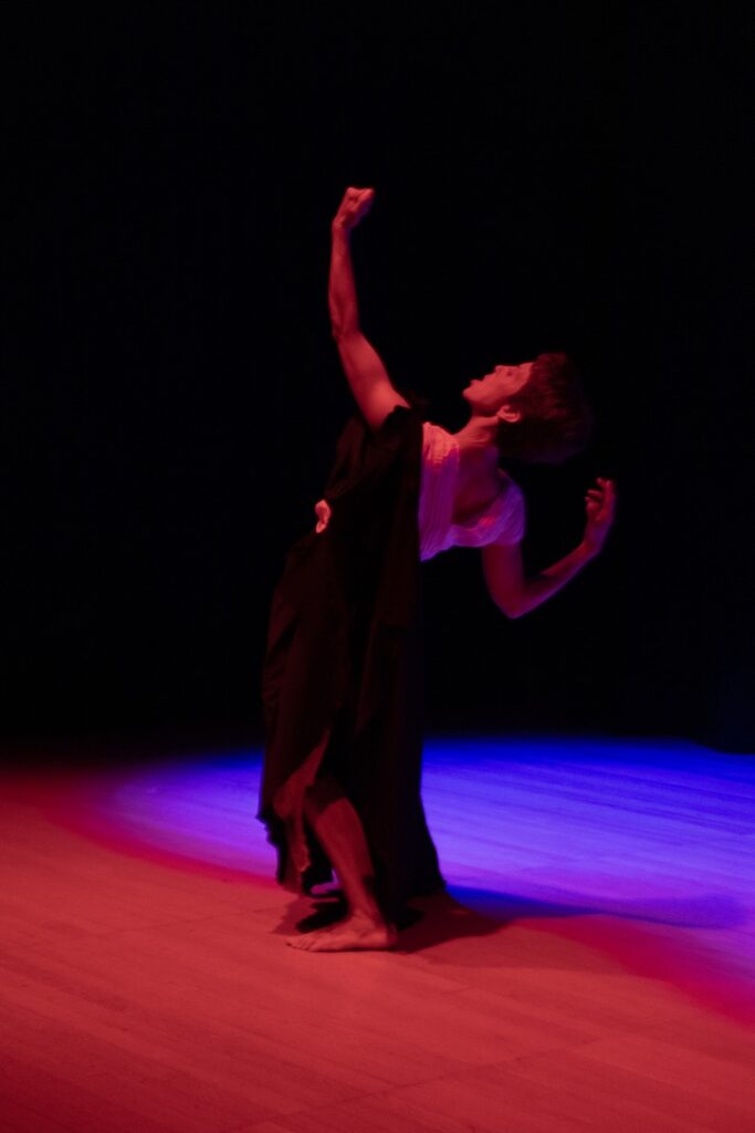 40D063B9-49A9-49E1-AFFB-6A55840606BC_1_105_c